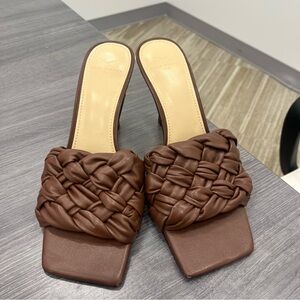 Marc Fisher Draya Brown Leather Heels NWOB - Size 6.5